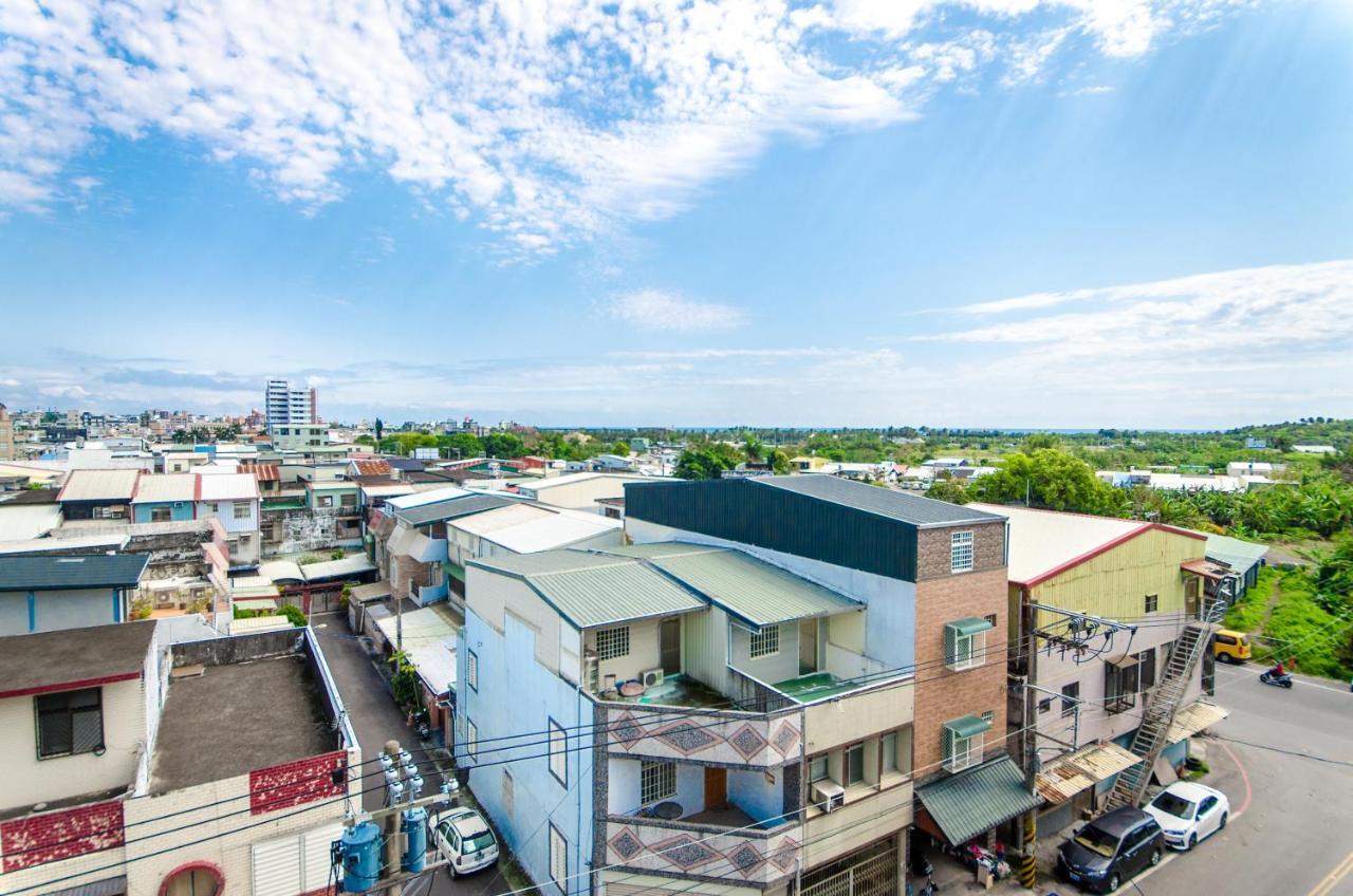 花蓮自由行民宿 Hualien City Exterior photo